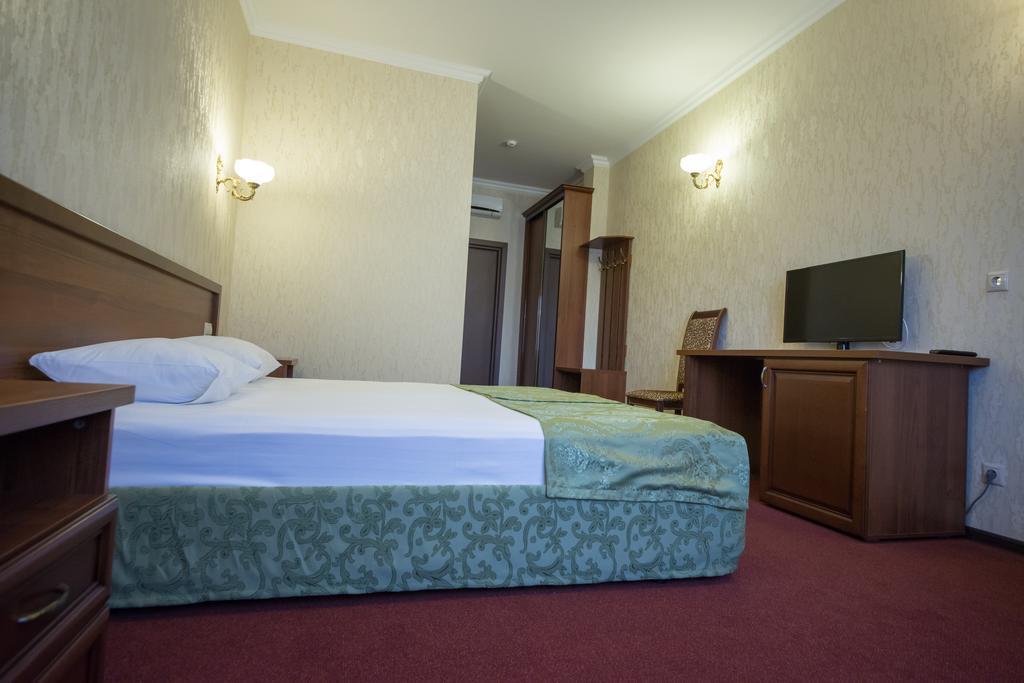 Avrora Hotel Krasnodar Habitación foto